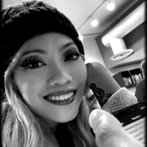 My closet ☺️ - Picture 3 of 3